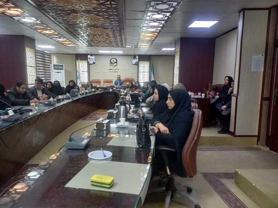  برگزاری کارگاه های آموزشی «کارورزی ۲» و «کارورزی ۴» 
 5