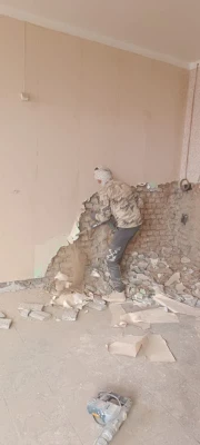  آماده سازی دو ساختمان( پیشوا و ورامین) برای آغاز نیمسال دوم سال تحصیلی ۱۴۰۴-۱۴۰۳ 
 10