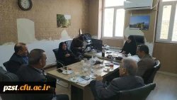 جلسه مسئولین پردیس با خیرین منطفه جهت توسعه و تجهیز پردیس 2