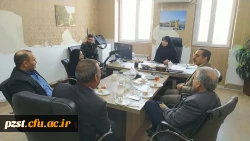 جلسه مسئولین پردیس با خیرین منطفه جهت توسعه و تجهیز پردیس 4