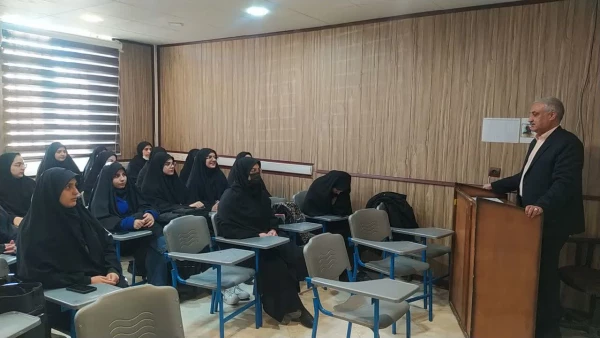 شروع کلاس های نیمسال دوم ۱۴۰۴-۱۴۰۳ پردیس زینبیه
 4