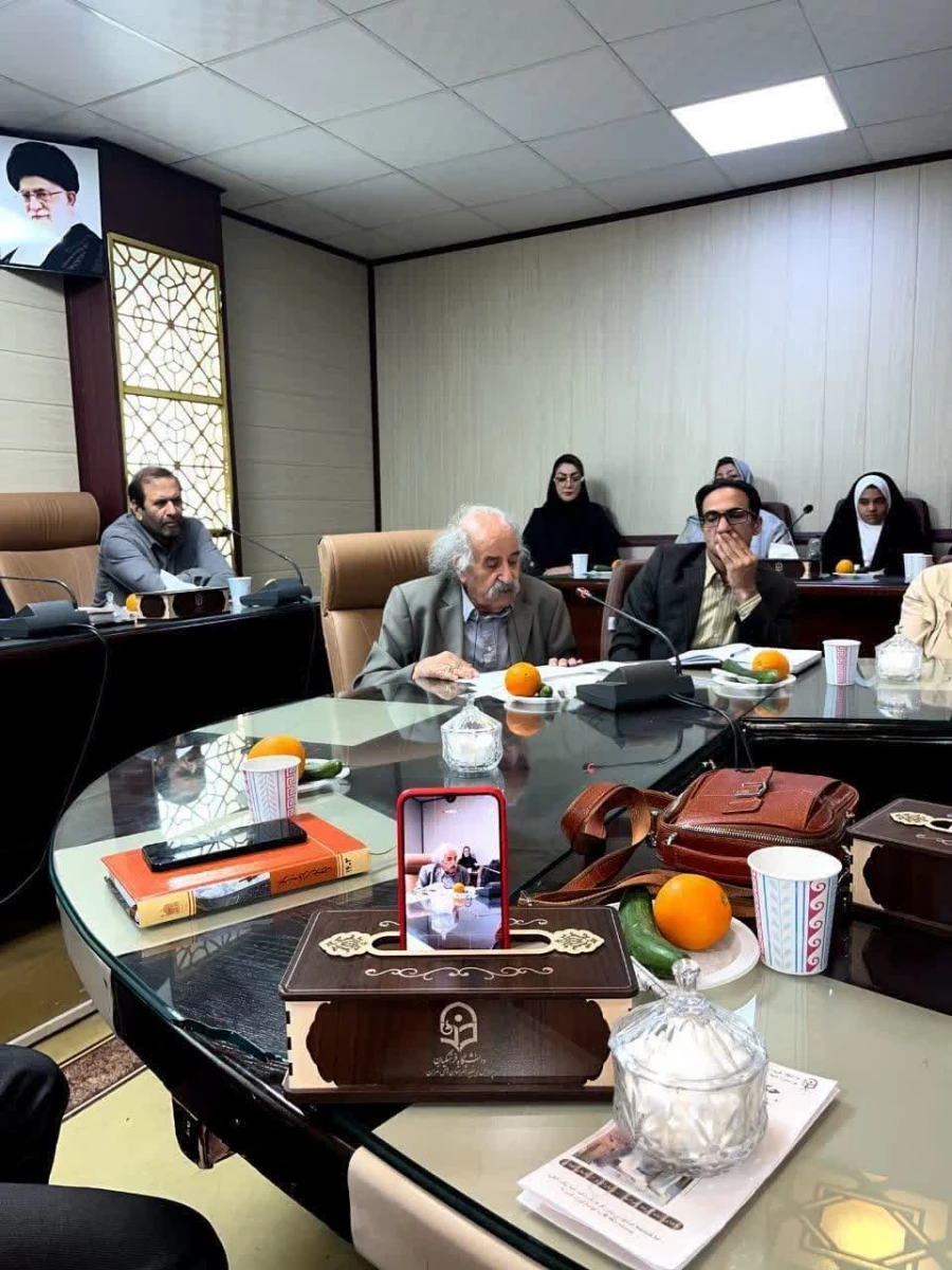 نشست بزرگداشت حکیم ابولقاسم فردوسی و حکیم عمر خیام 3