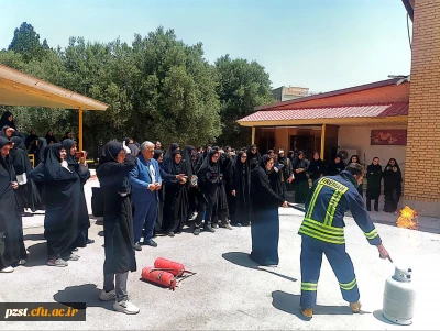برگزاری کارگاه آموزشی اطفاء حریق با همکاری سازمان آتش نشانی شهرستان پیشوا