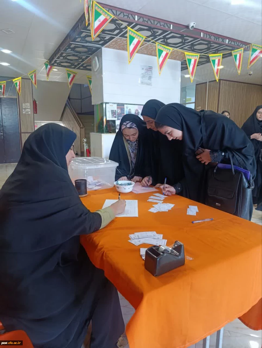 برگزاری انتخابات کانون همیاران بهداشت و سلامت جسم و روان 2