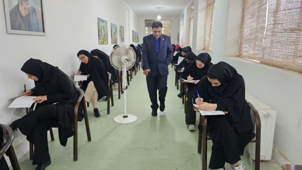 بازدید از روند برگزاری امتحانات پایانی نیمسال دوم سال تحصیلی ۴۰۳_۴۰۴ 5