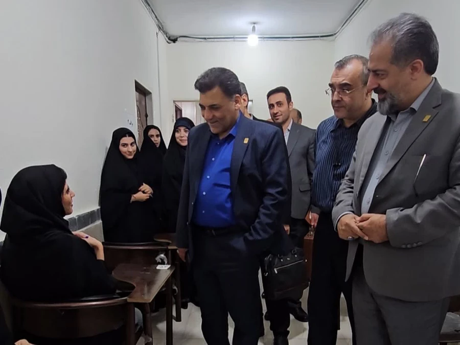 بازدید از روند برگزاری امتحانات پایانی نیمسال دوم سال تحصیلی ۴۰۳_۴۰۴ 6