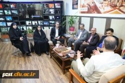 بازدید رئیس دانشگاه فرهنگیان استان تهران، معاونان و رئیس پردیس زینبیه از روابط عمومی رسانه ملی 6