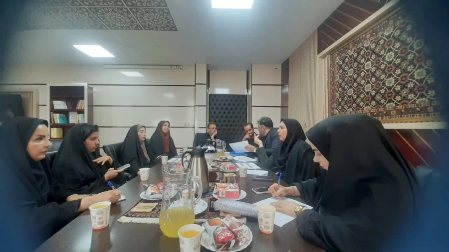 جلسه توجیهی مسئولین  با سرارزیابان،  مسئول بررسی مستندات و تسهیلگران  3