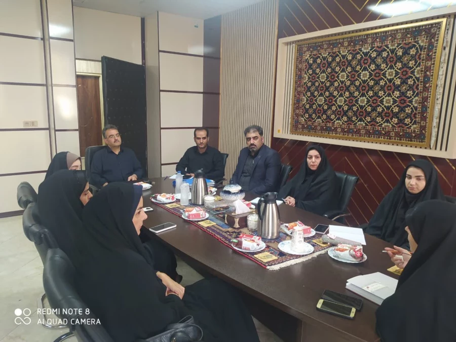 جلسه توجیهی مسئولین  با سرارزیابان،  مسئول بررسی مستندات و تسهیلگران  4