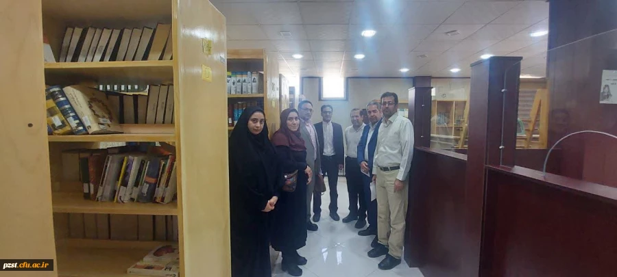 بازدید دکتر جهانگیری و دکتر کاشی از کتابخانه پردیس با هدف توسعه کمی و کیفی 2