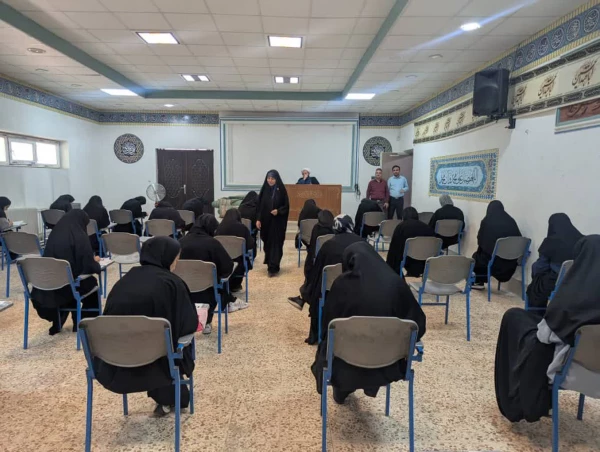 بازدید دکتر برهانی سرپرست پردیس از اولین روز برگزاری امتحانات پایان نیمسال اول سال تحصیلی