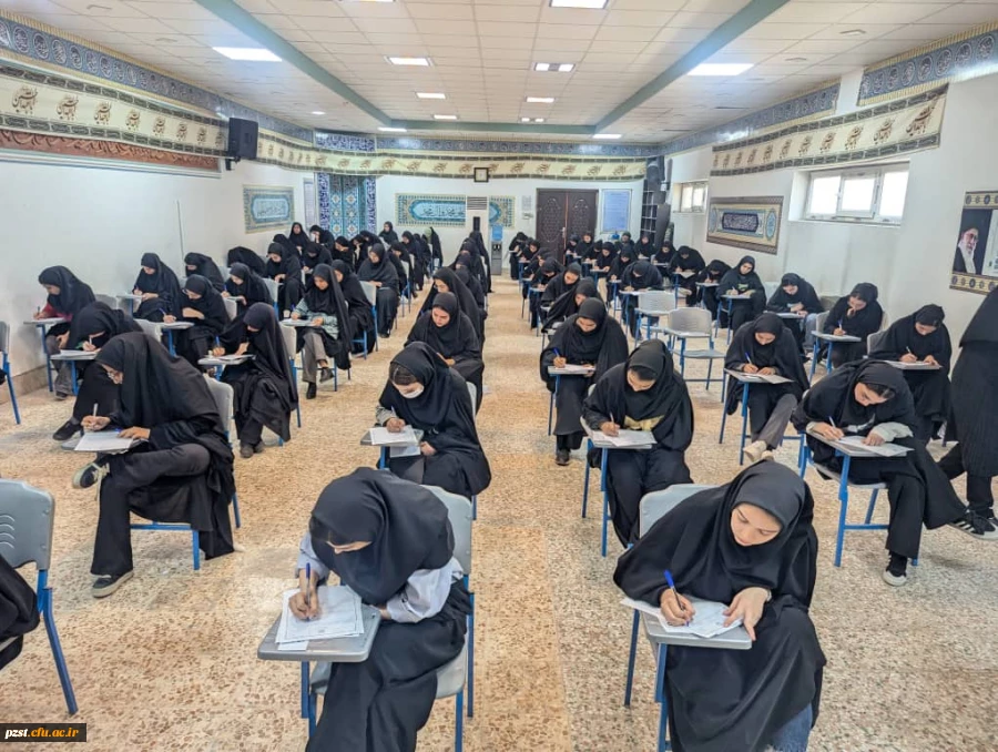 بازدید کارشناس مسئولان دانشگاه فرهنگیان استان تهران از روند برگزاری دومین روز امتحانات پردیس زینبیه 4