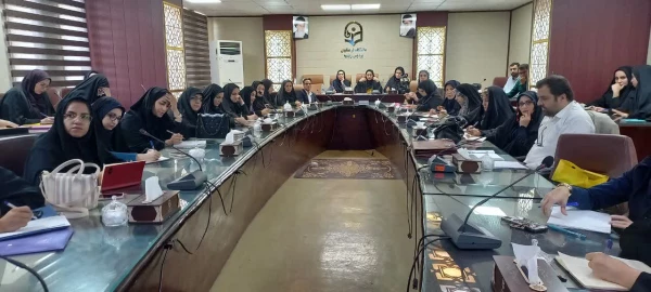 دوره توانمندسازی و دانش افزایی استادان راهنمای کارورزی ۳
 2