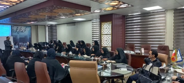 دوره توانمندسازی و دانش افزایی استادان راهنمای کارورزی ۳
 2