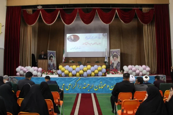 برگزاری مراسم معارفه مسئولان شهرستان و پرسنل پردیس با دانشجویان جدیدالورود 1404
 2