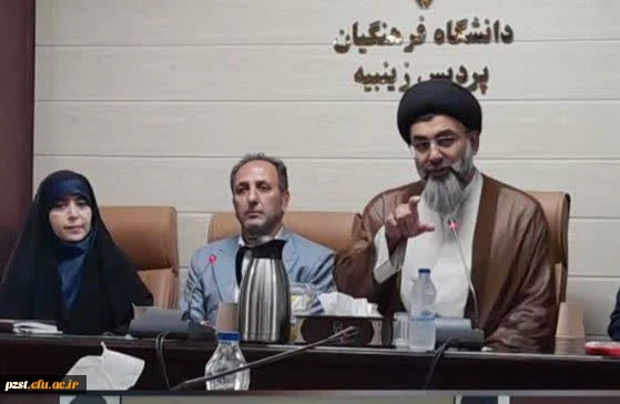 رونمایی از کتاب نویسندگان بومی شهرستان پیشوا با همکاری دانشگاه فرهنگیان پردیس زینبیه 4