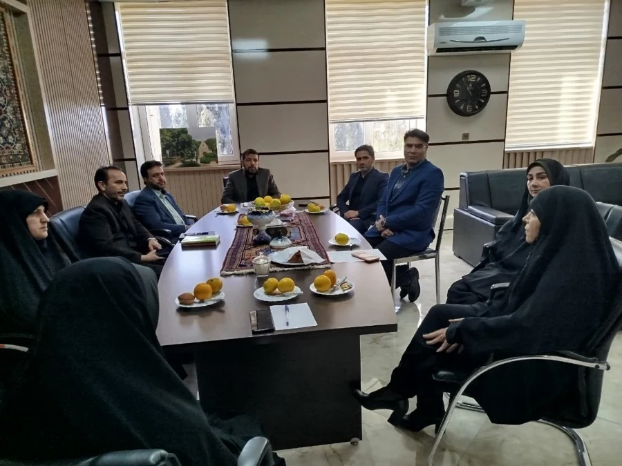  بازدید اعضای  هسته گزینش شهرستان های استان تهران از  پردیس زینبیه 5