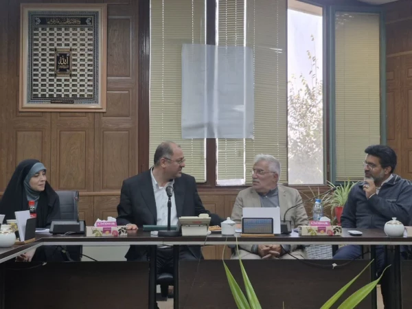 بازدید از ساختمان شیشه ای صدا و سیما 5