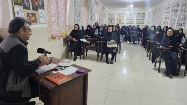 برگزاری دو کارگاه تخصصی کتابخوانی در هفته کتاب و کتاب خوانی توسط کانون کتاب دانشگاه فرهنگیان پردیس زینبیه 2