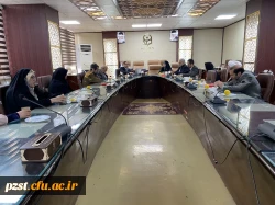 نشست تخصصی مسئولان پردیس با اعضای هیات علمی 2