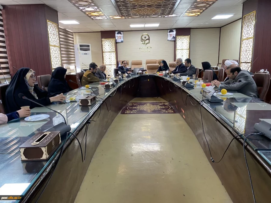 نشست تخصصی مسئولان پردیس با اعضای هیات علمی 2