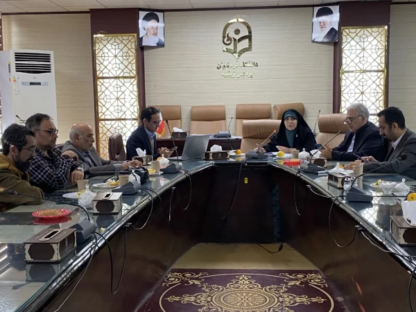 نشست تخصصی مسئولان پردیس با اعضای هیات علمی 3