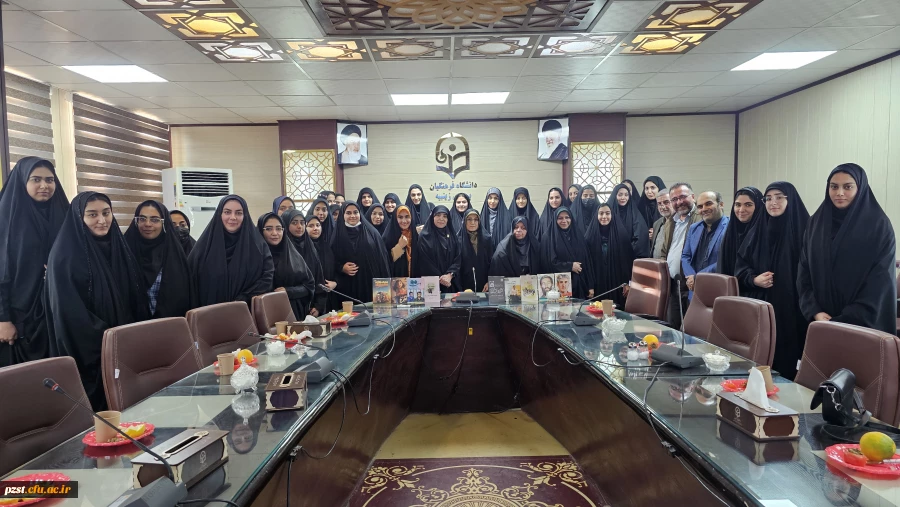 به مناسبت هفته کتاب و کتابخوانی برگزار شد
نشست بررسی کتاب با سفیران دهه شصت 2