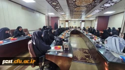 به مناسبت هفته کتاب و کتابخوانی برگزار شد
نشست بررسی کتاب با سفیران دهه شصت 3