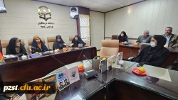 به مناسبت هفته کتاب و کتابخوانی برگزار شد
نشست بررسی کتاب با سفیران دهه شصت 4