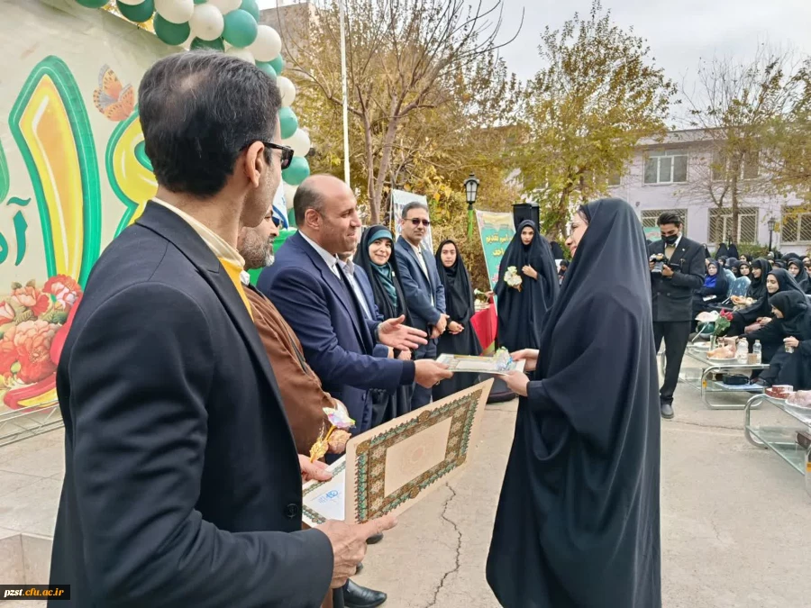 برگزاری مراسم پرشکوه روز دانشجو در پردیس زینبیه و ساختمان ورامین در دو روز متوالی 9