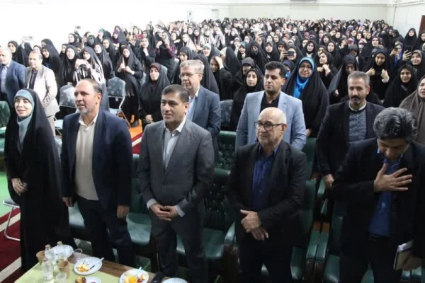 برگزاری مراسم باشکوه روز دانشجو در پردیس زینبیه 6