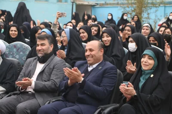 برگزاری مراسم باشکوه روز دانشجو در پردیس زینبیه 14