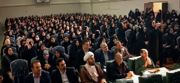 برگزاری مراسم باشکوه روز دانشجو در پردیس زینبیه 16