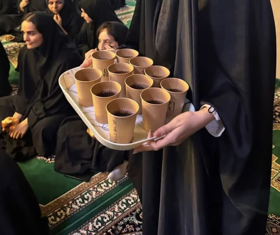 نشست صمیمانه ای در سرای دانشجویی به مناسبت میلاد با سعادت حضرت فاطمه (س) و روز زن  5