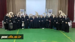 برگزاری نمایشگاه آثار پژوهشی، هنری و دست سازه های خلاقانه و اندیشه محور استادان و دانشجویان 4