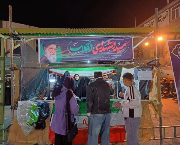 برپایی موکب بسیج دانشگاه فرهنگیان پردیس زینبیه به روایت تصویر 2