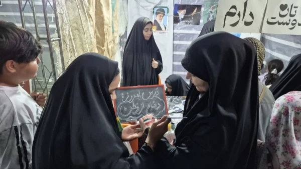 به مناسبت ولادت حضرت معصومه(س) و روز دختر چهل و نهمین شب اجتماع و اقتدار موکب دانشگاه فرهنگیان پردیس زینبیه به رنگ صورتی شد 2