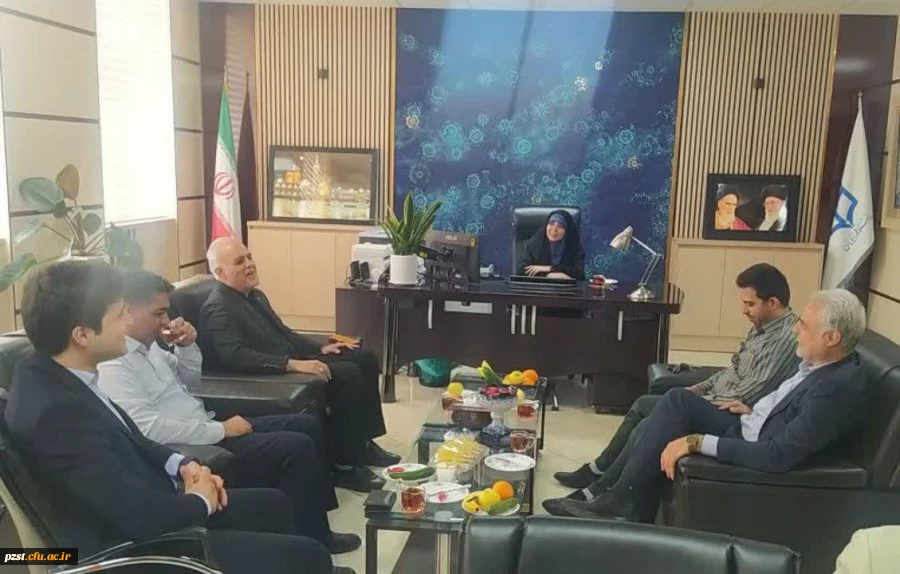 حضور مسئولان تأمین اجتماعی شهرستان پیشوا در پردیس زینبیه و دیدار با سرپرست پردیس به مناسبت آغاز سال نو 3