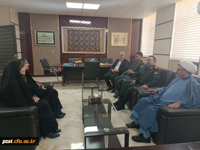دیدار فرماندهی نیروی انتظامی شهرستان پیشوا با سرپرست پردیس به مناسبت هفته معلم
