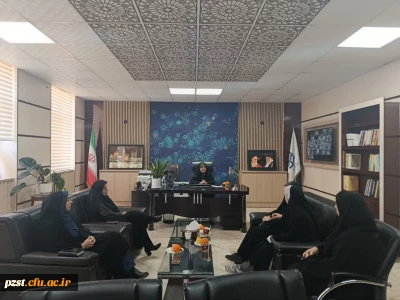 برگزاری جلسه حوزه فرهنگی در راستای تداوم فعالیت های موکب ها و  حماسه سازی دانشجو معلمان با حضور پر رنگ در صحنه