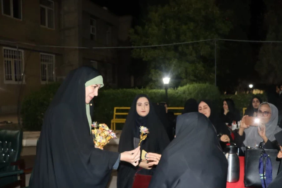 نشست صمیمانه به مناسبت نکوداشت دهه ی سرآمدی آموزش و گرامیداشت مقام شامخ معلم و استاد 5
