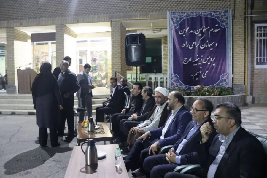 نشست صمیمانه به مناسبت نکوداشت دهه ی سرآمدی آموزش و گرامیداشت مقام شامخ معلم و استاد 6