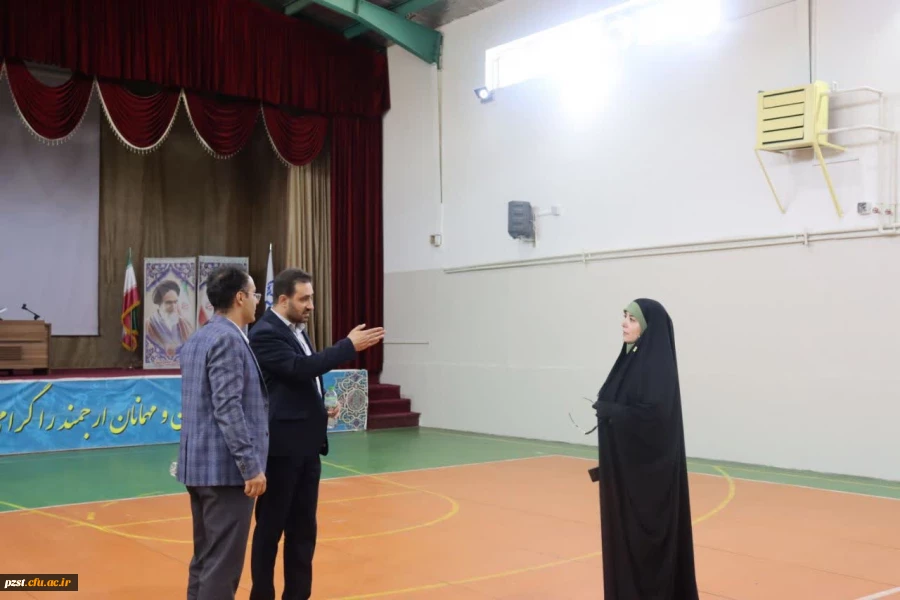  بازدید میدانی کمیته عمران دانشگاه فرهنگیان استان تهران از هر دو مجموعه پردیس زینبیه با هدف ارتقاء کمی و کیفی حوزه های آموزشی و رفاهی 
 5