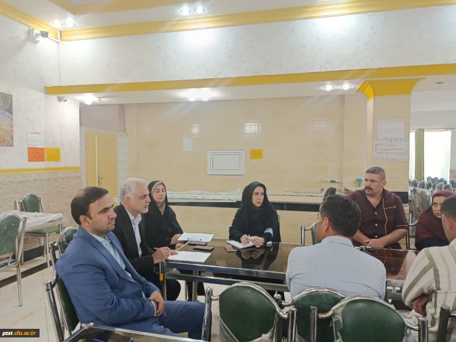 جلسه امور اداری و منابع انسانی پردیس زینبیه دانشگاه فرهنگیان با حضور کارکنان خدمات و شرکتی در حوزه های خدمات  4
